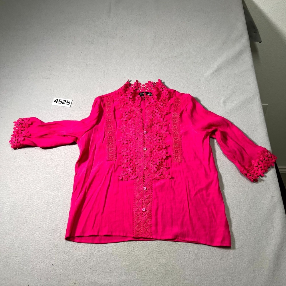 Thomas & Olivia Blouse Womens Medium Pink Floral Lace Details Button Front